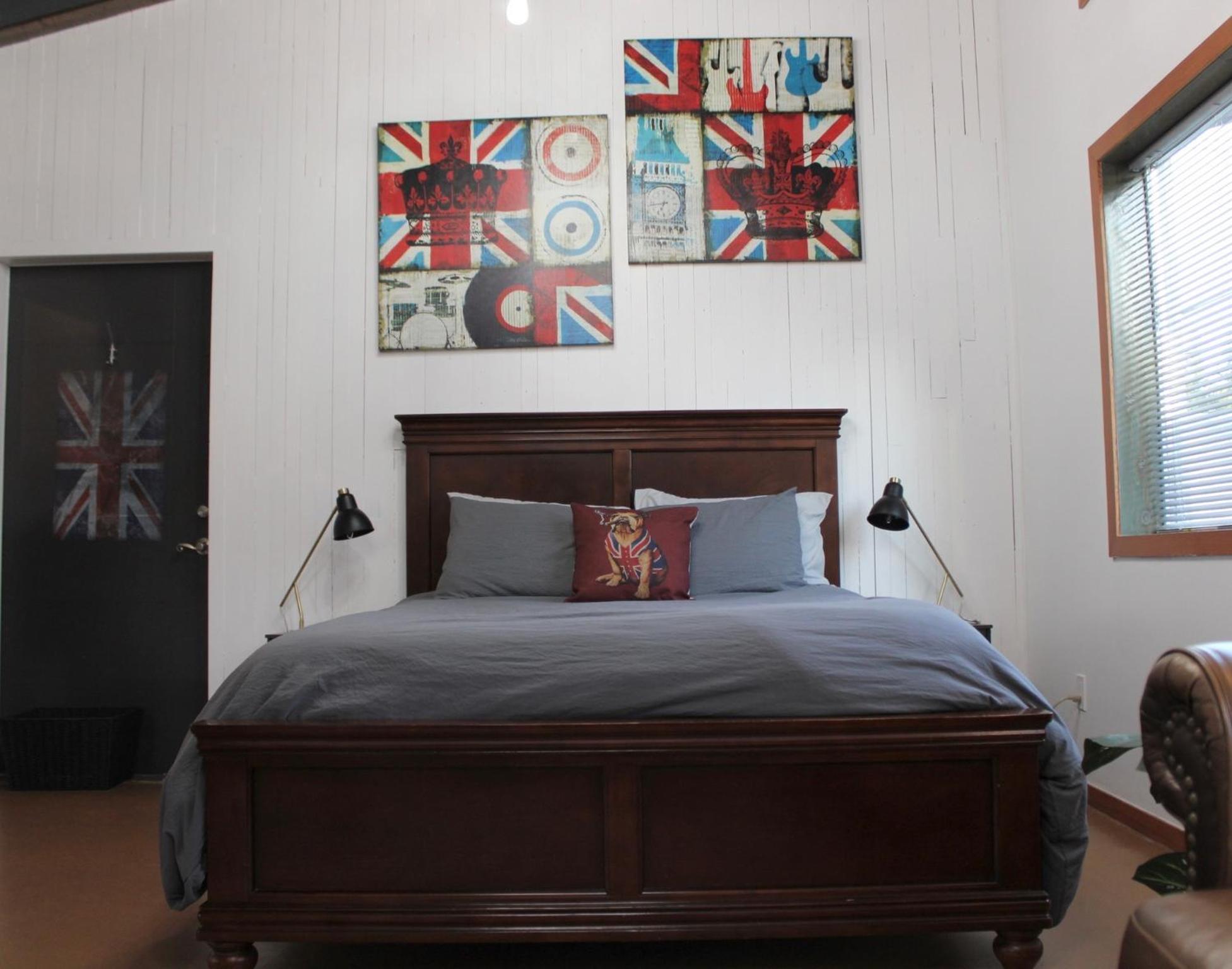 Private Bright Modern Studio! Queen Bed ! Victoria Exteriér fotografie